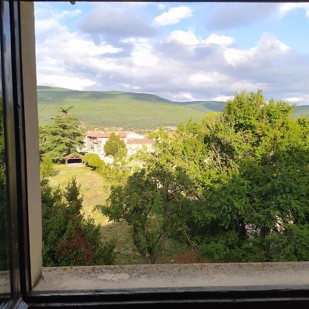 Hostal Urbion Vinuesa Exteriör bild