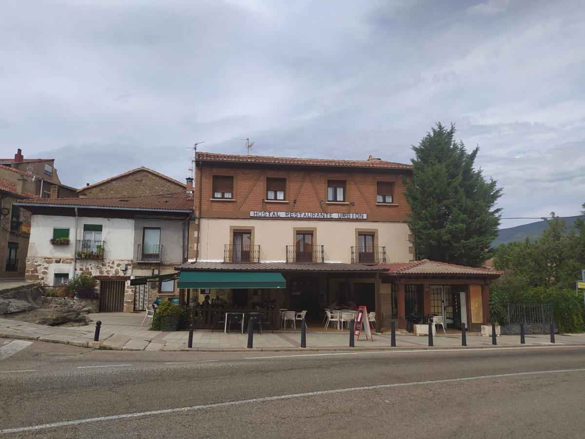 Hostal Urbion Vinuesa Exteriör bild